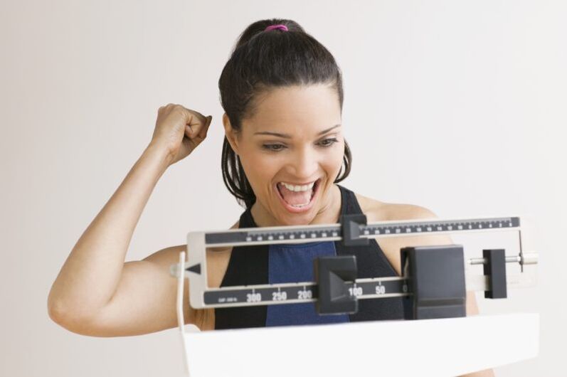 muller feliz de perder peso coa dieta maggi